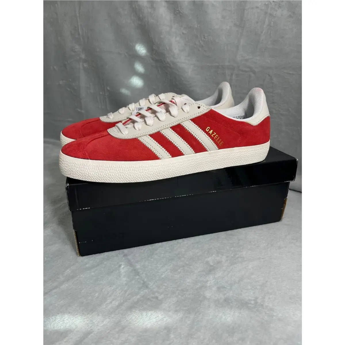 Adidas shoes - adidas Gazelle - Gazelle - JP5861 - Red 0
