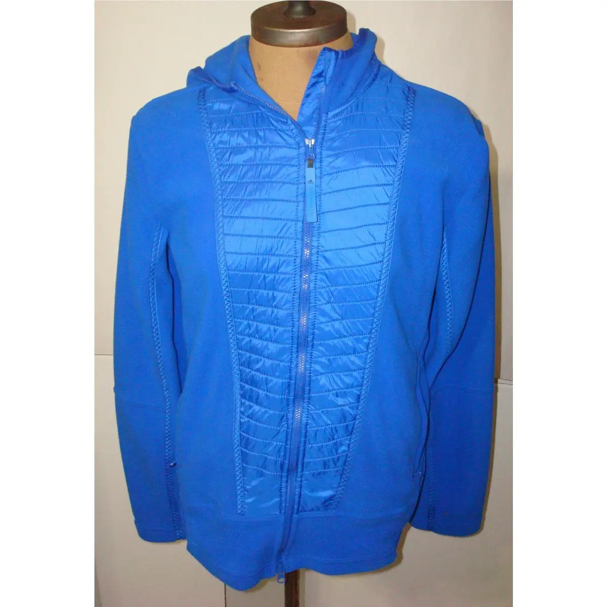 Adidas clothing - Blue (UPC: 886408388700) 0
