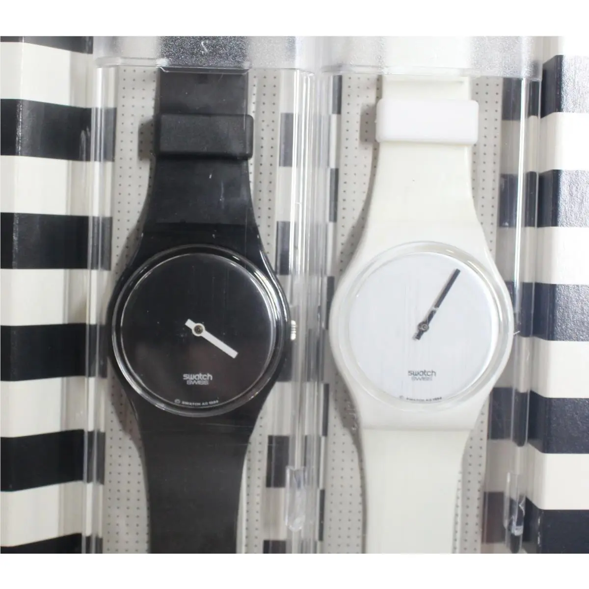 Swatch Hours Minutes GZS10 1995 Old Stock Nos W/ Watch/case/papers/outer Box