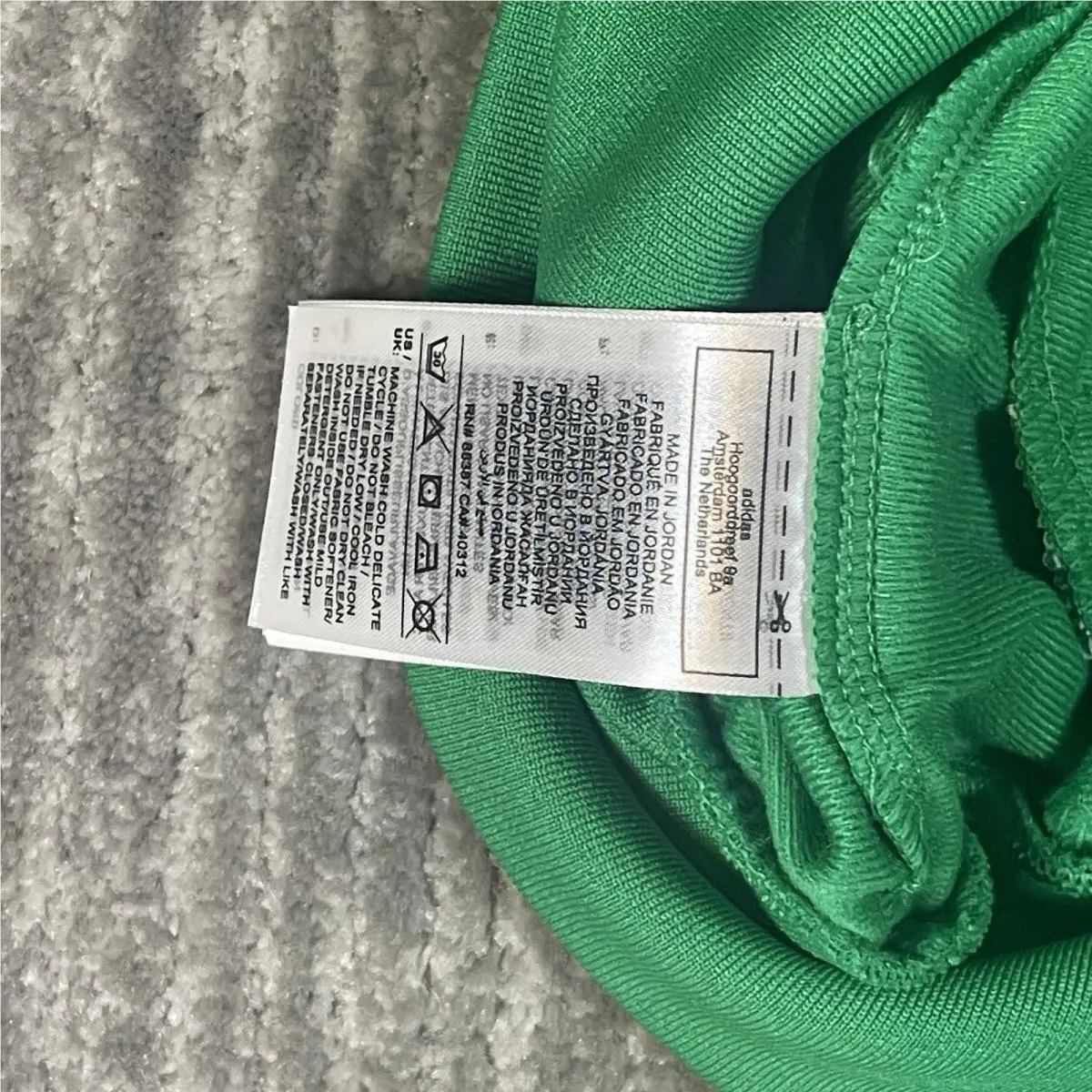 Adidas clothing - Green 9