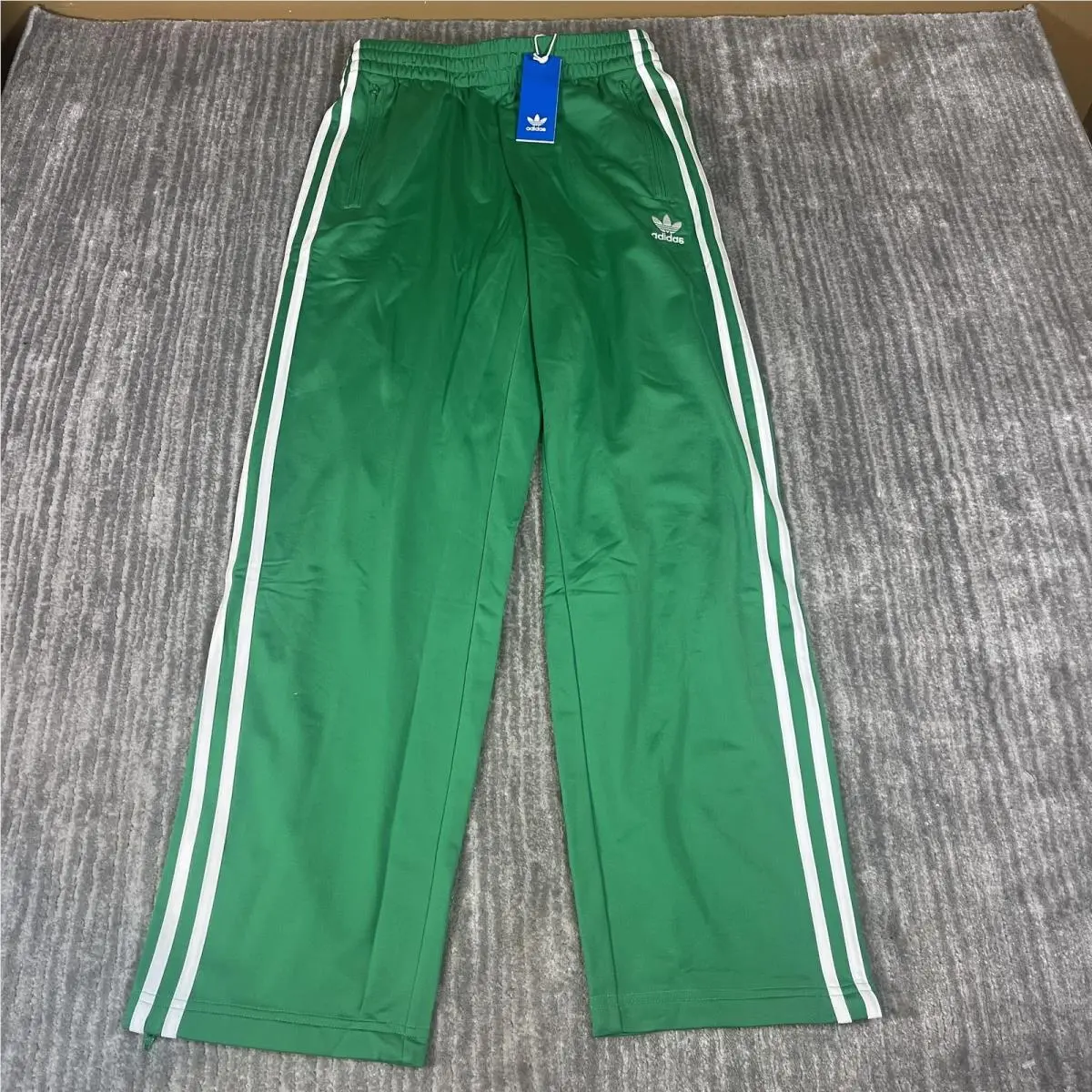 Adidas clothing - Green 10