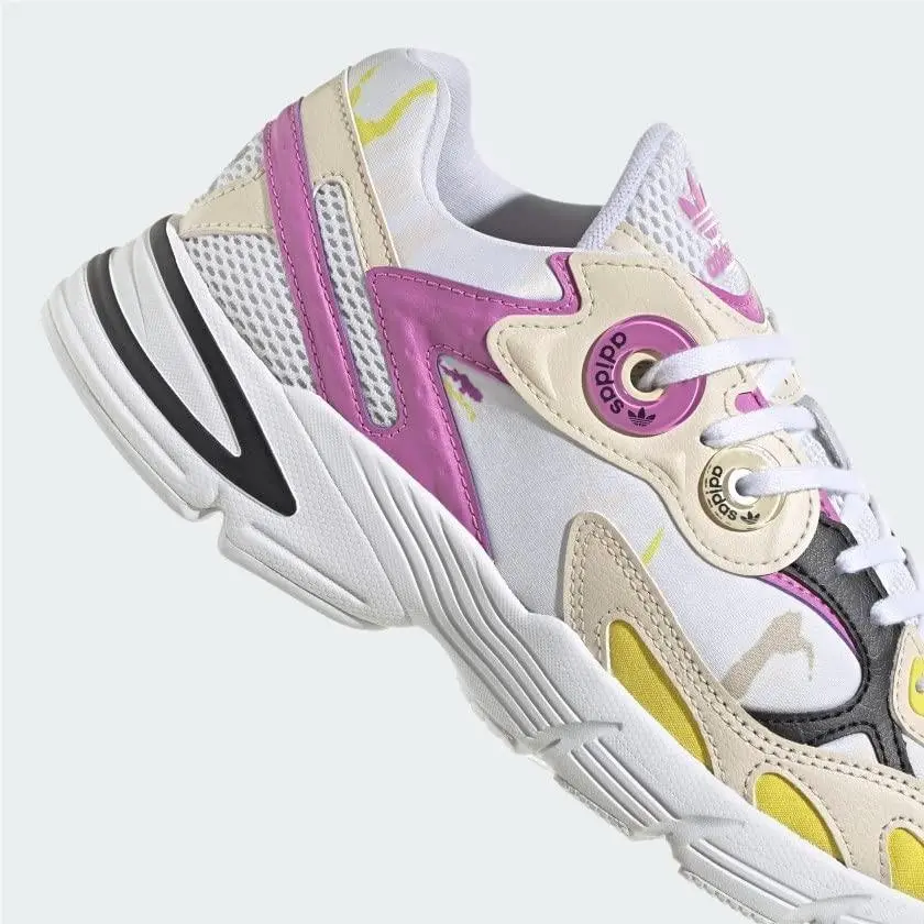 Adidas shoes - Adidas Astir TM - Astir - White 0