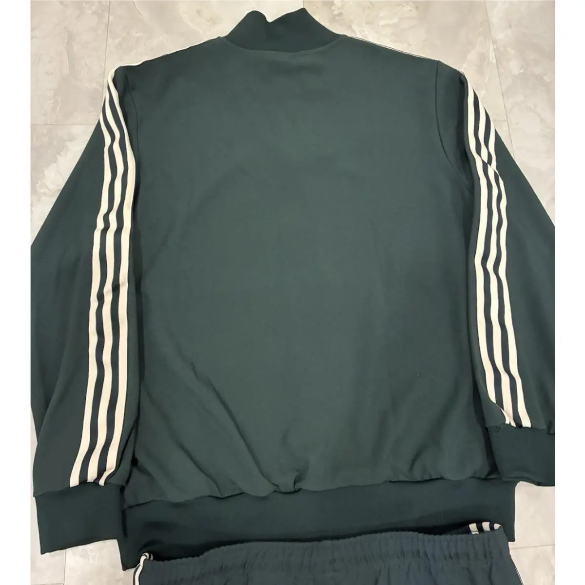 Adidas clothing - Green 2