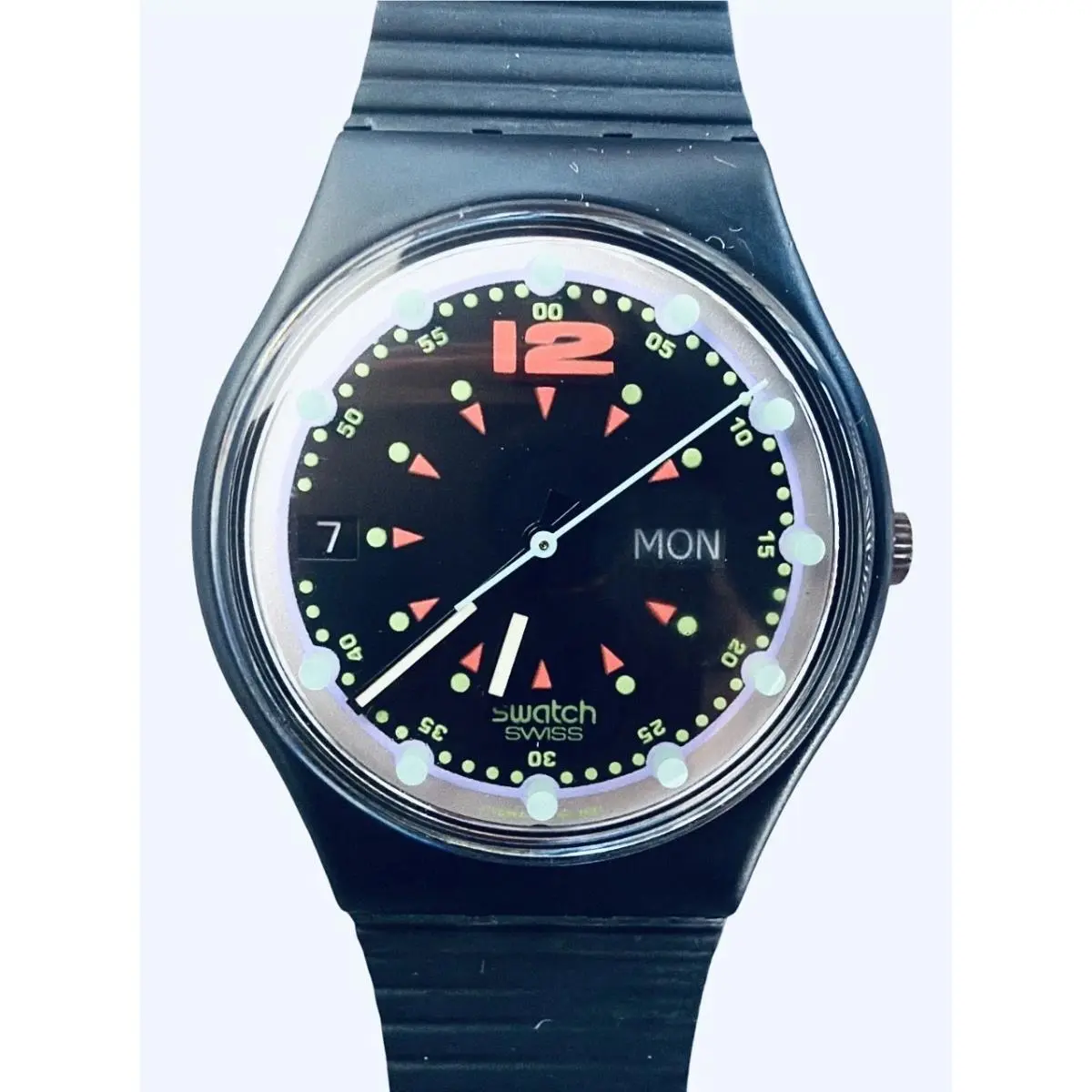 Vintage  Watch Batticuore GB724 1992 Gents Glow In The Dark Swiss Quartz by Swatch
