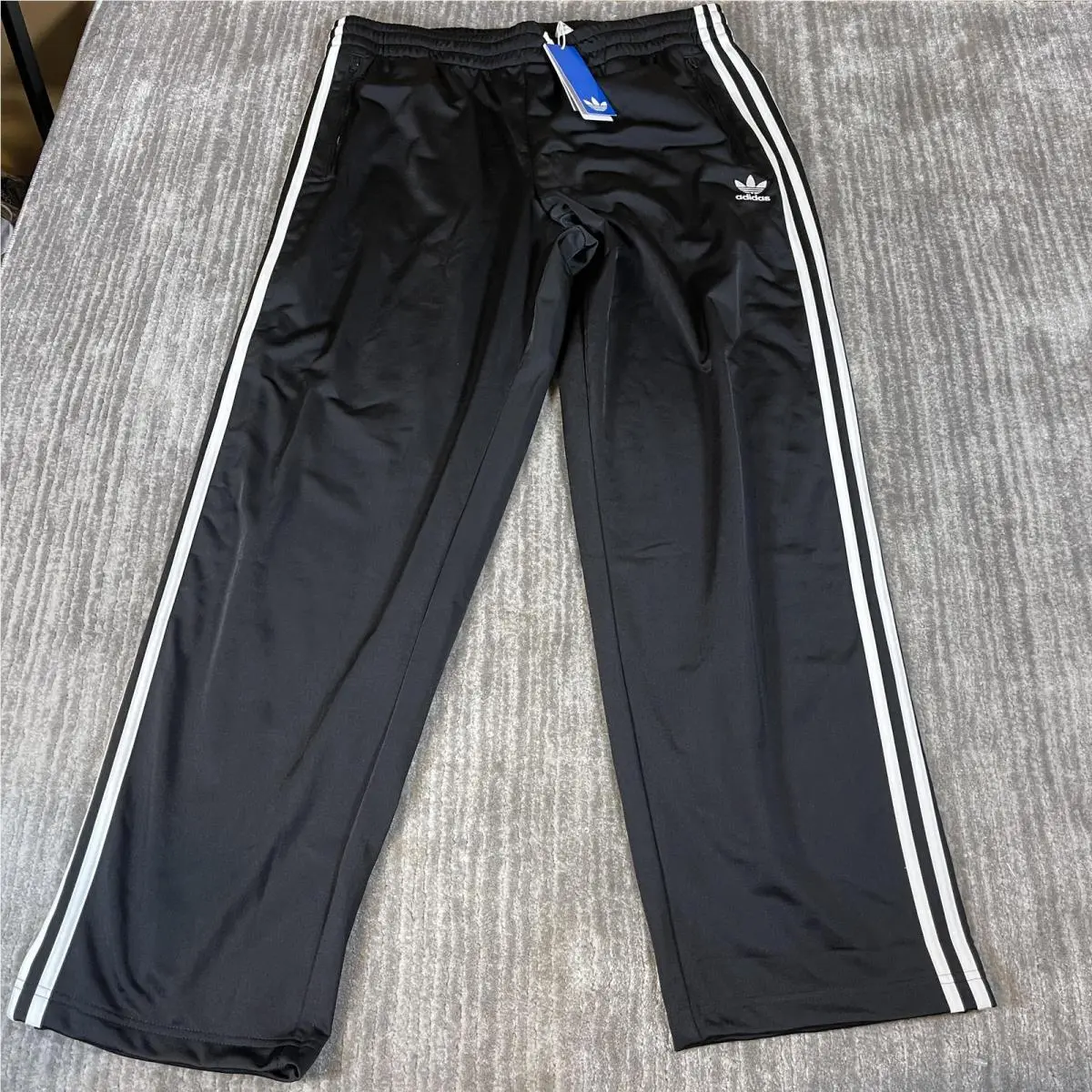 Adidas clothing - Black 8