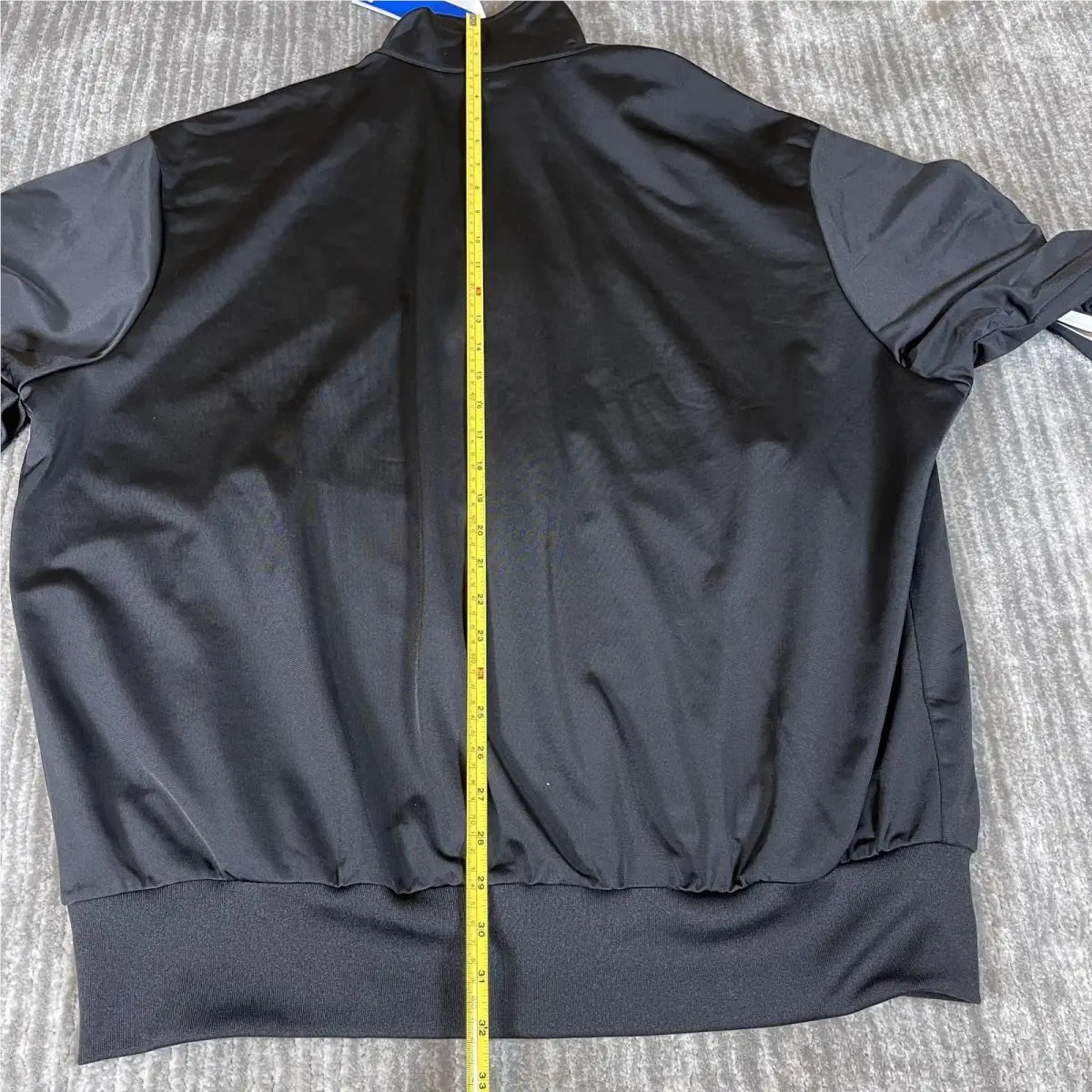 Adidas clothing - Black 4
