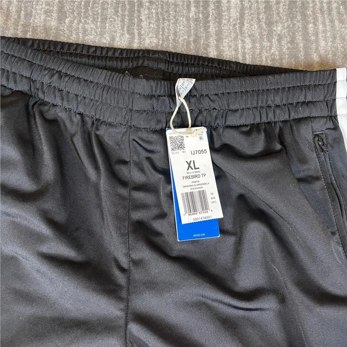 Adidas clothing - Black 10