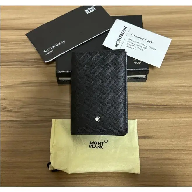 Montblanc Extreme 3.0 Men`s 4CC Black Leather Card Holder Wallet