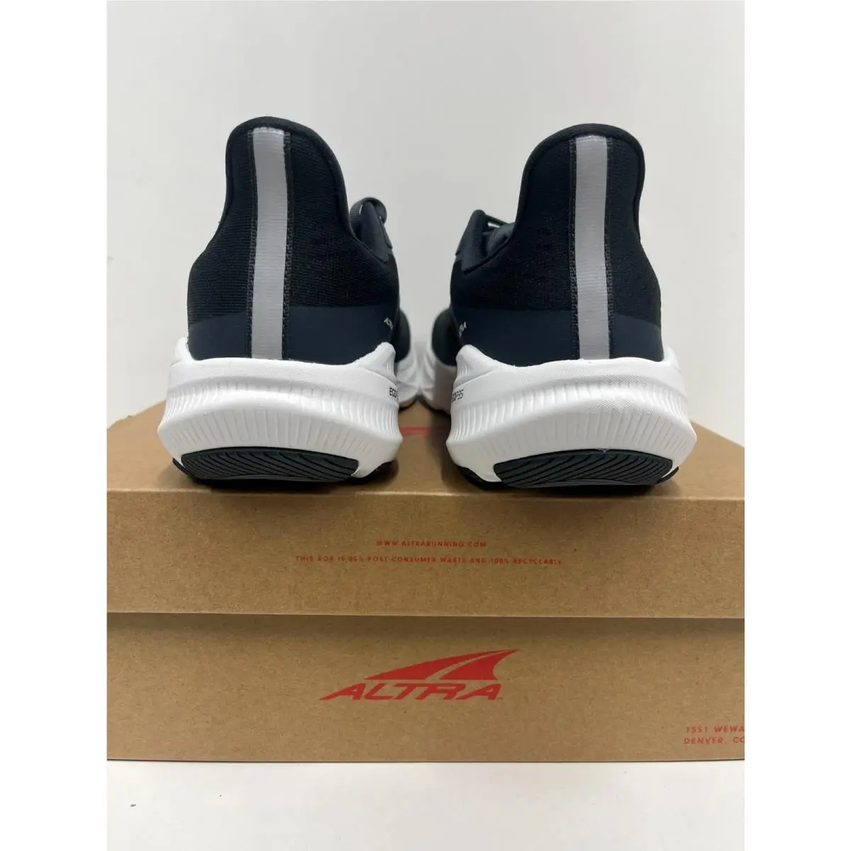 Altra shoes - Altra Experience Flow 2 - Experience Flow - Black/White (010) 12