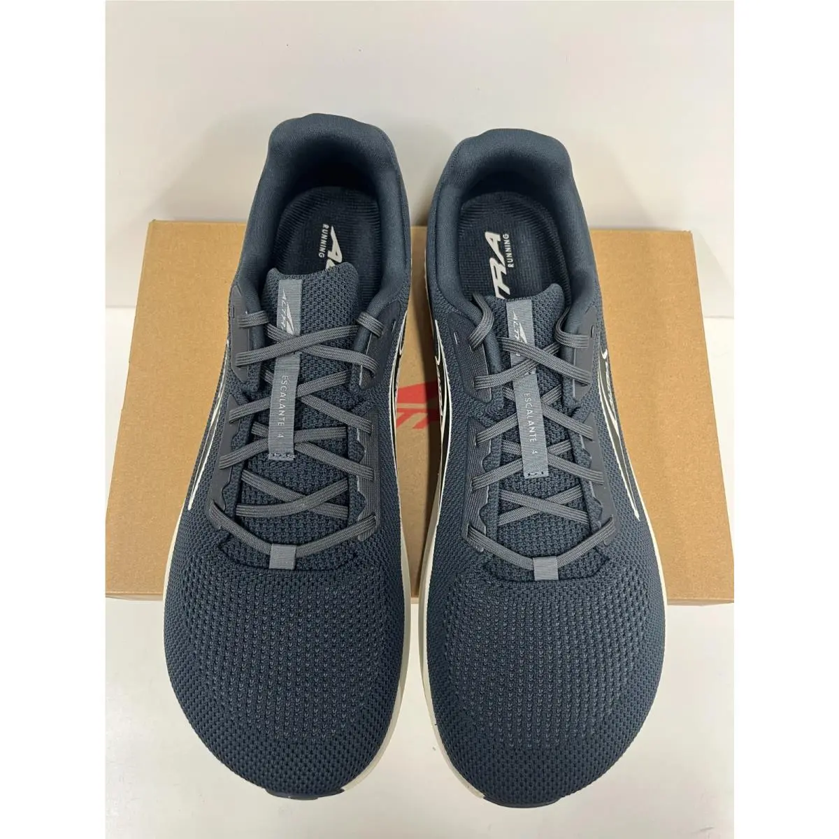 Altra shoes - Altra Escalante 4 - Escalante - Black/White (010) 1