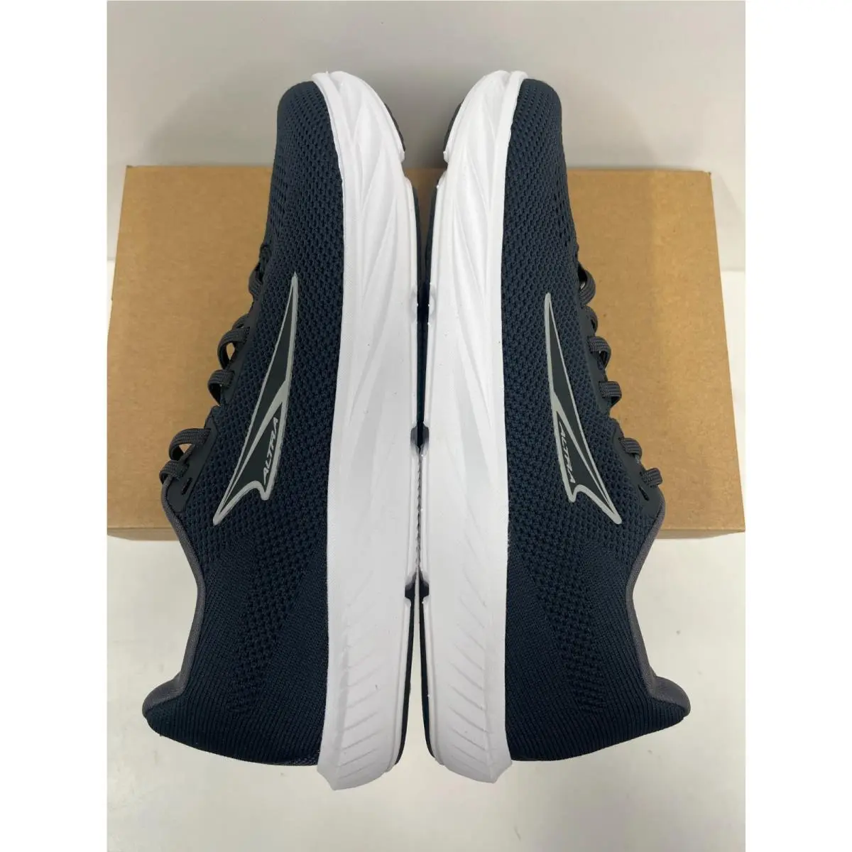 Altra shoes - Altra Escalante 4 - Escalante - Black (000) 11