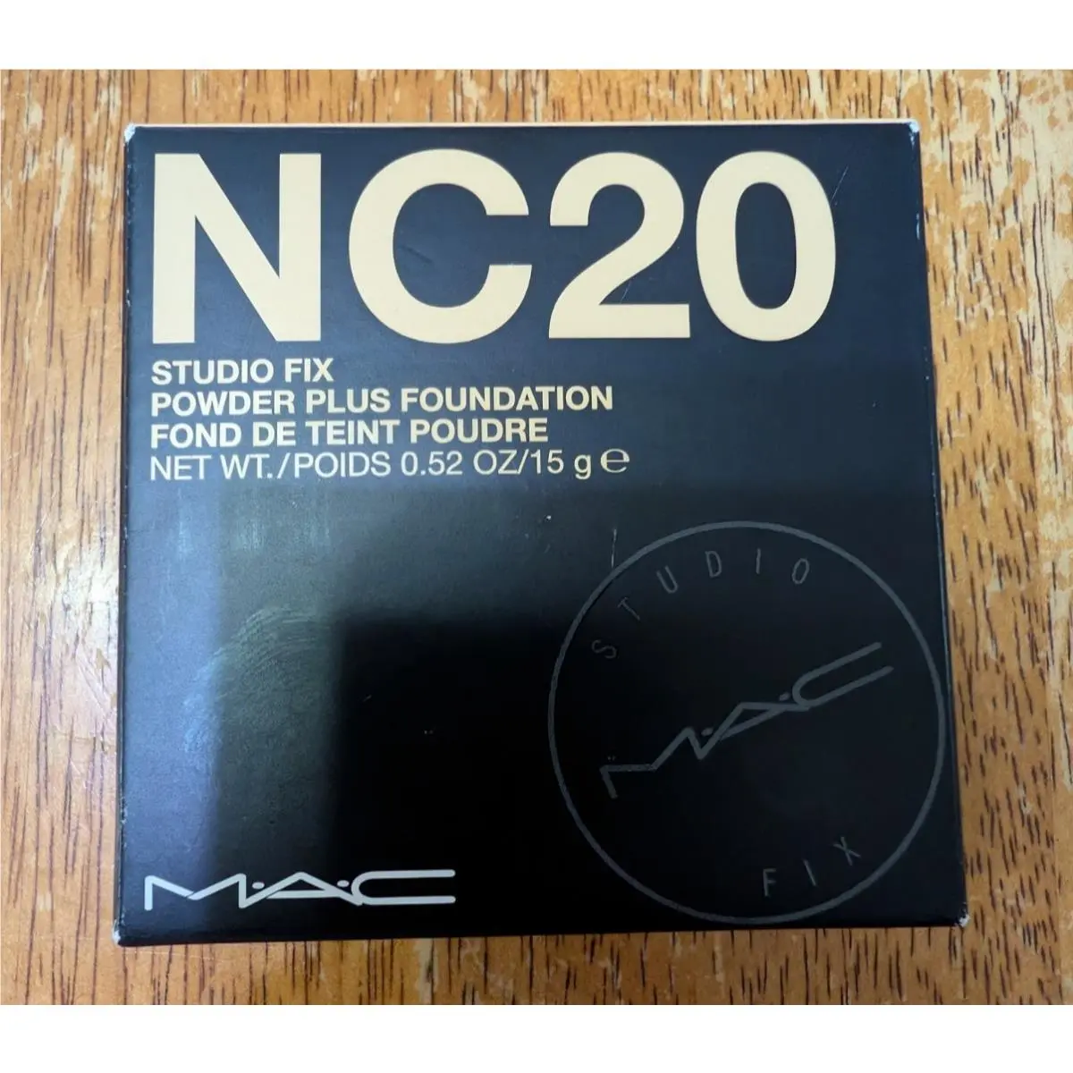 Mac Studio Fix Powder Plus Foundation NC20 Formula Matte Oil Control