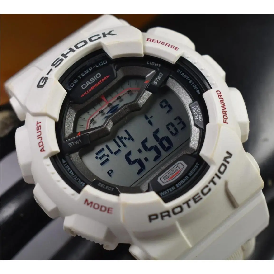 Casio G-lide GLS100-7 3402 Men`s White Watch