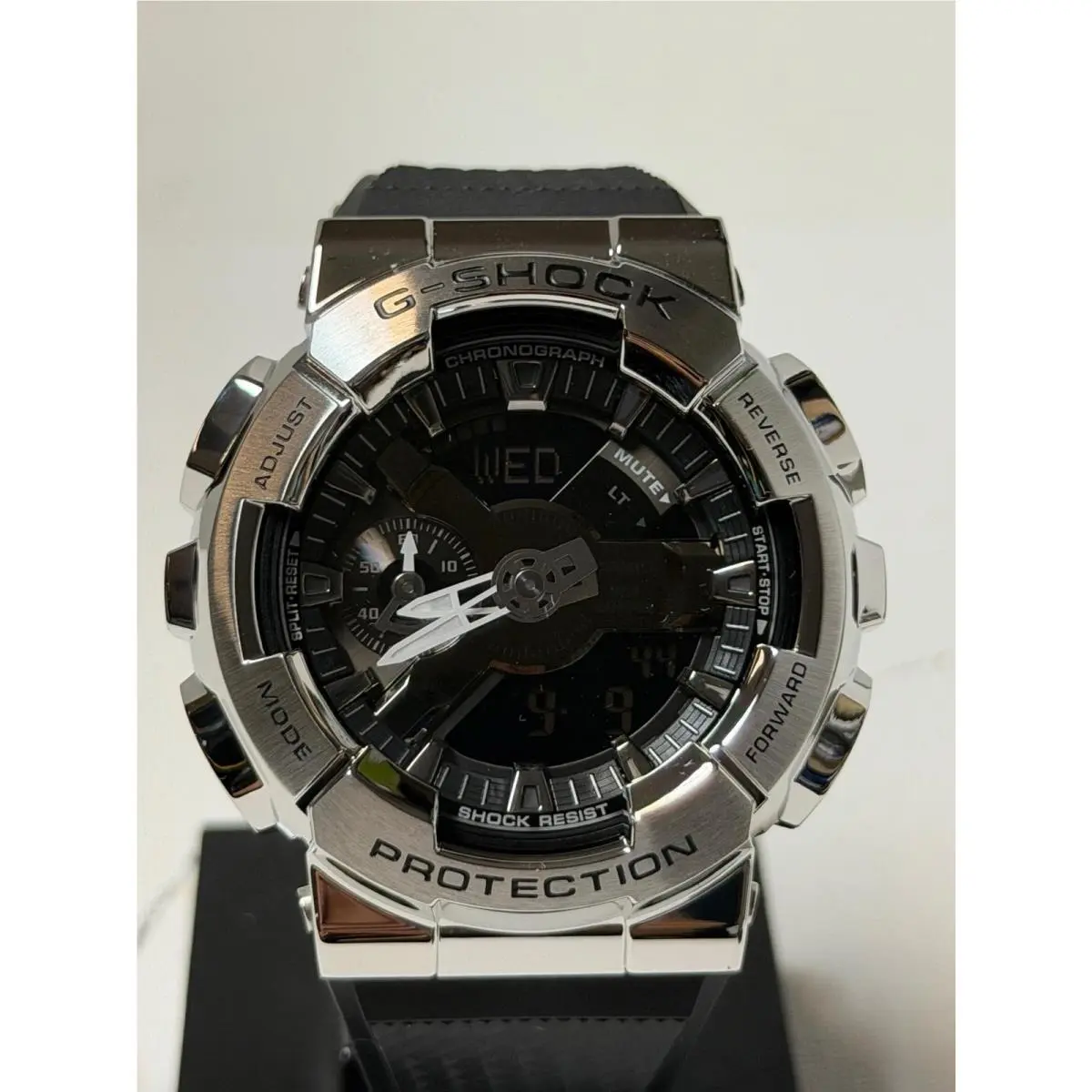 Casio G-shock GM-110-1AJF Analog Digital Watch From Japan