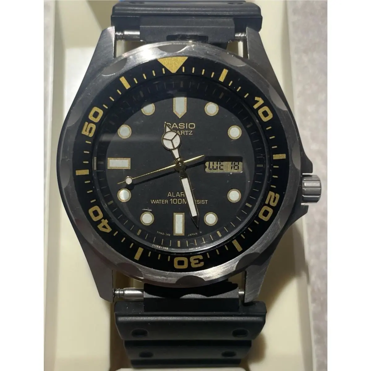Vintage Casio Diver 343 MMA-200W 100m Analog/digital Alarm