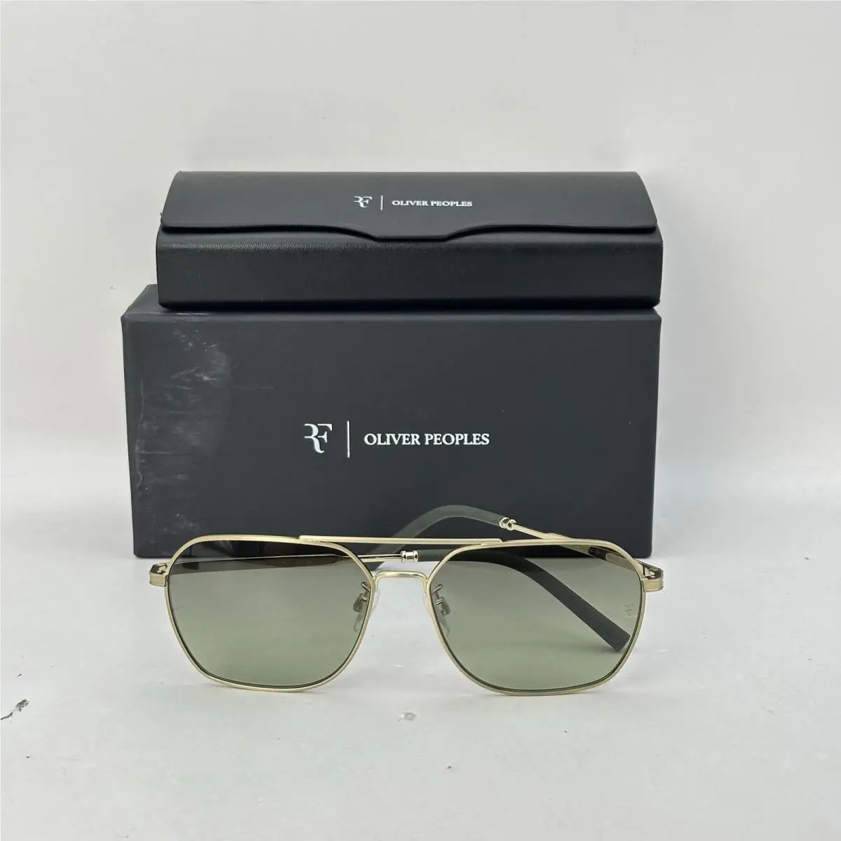Oliver Peoples R-17 Thin Metal Aviator Gradient Sunglasses OV1377S Gold/forest