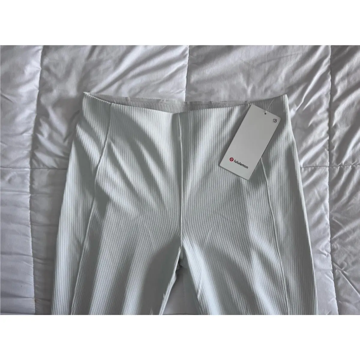 Lululemon clothing - Light Vapor 0
