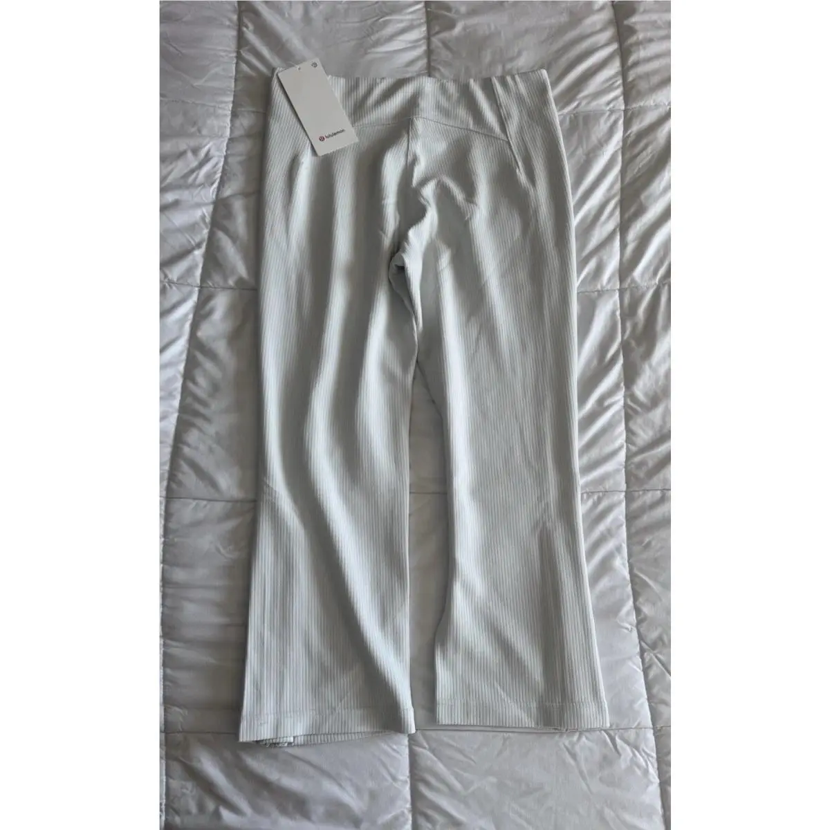 Lululemon clothing - Light Vapor 5