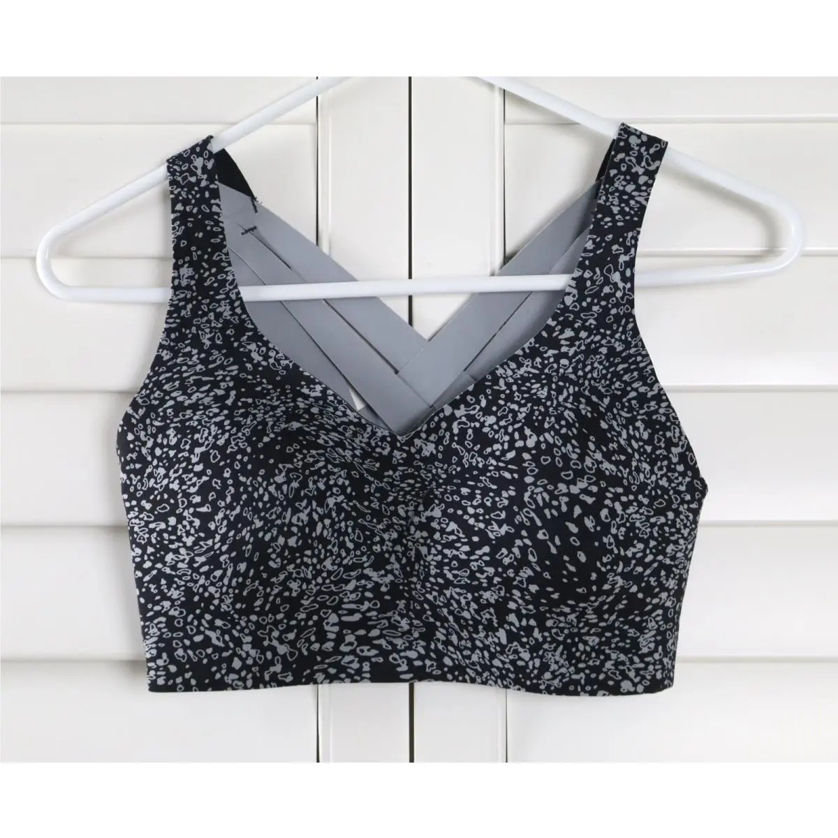 Lululemon Athletica Enlite Zip Front Padded Athletic Sports Bra Top Size 32D