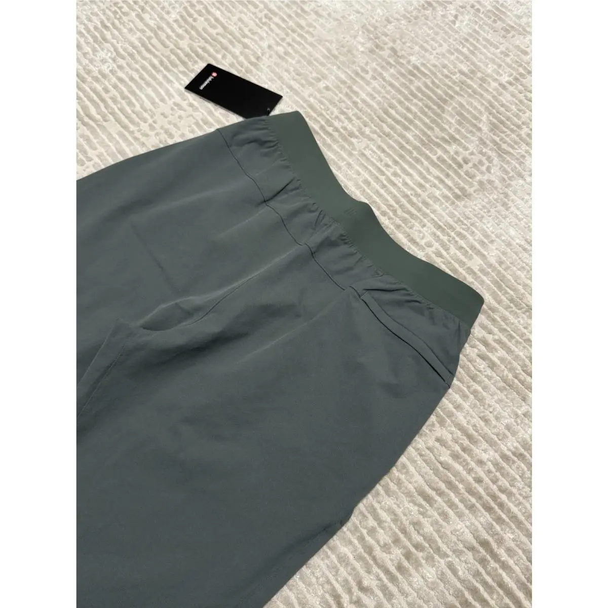Lululemon clothing - Green 2