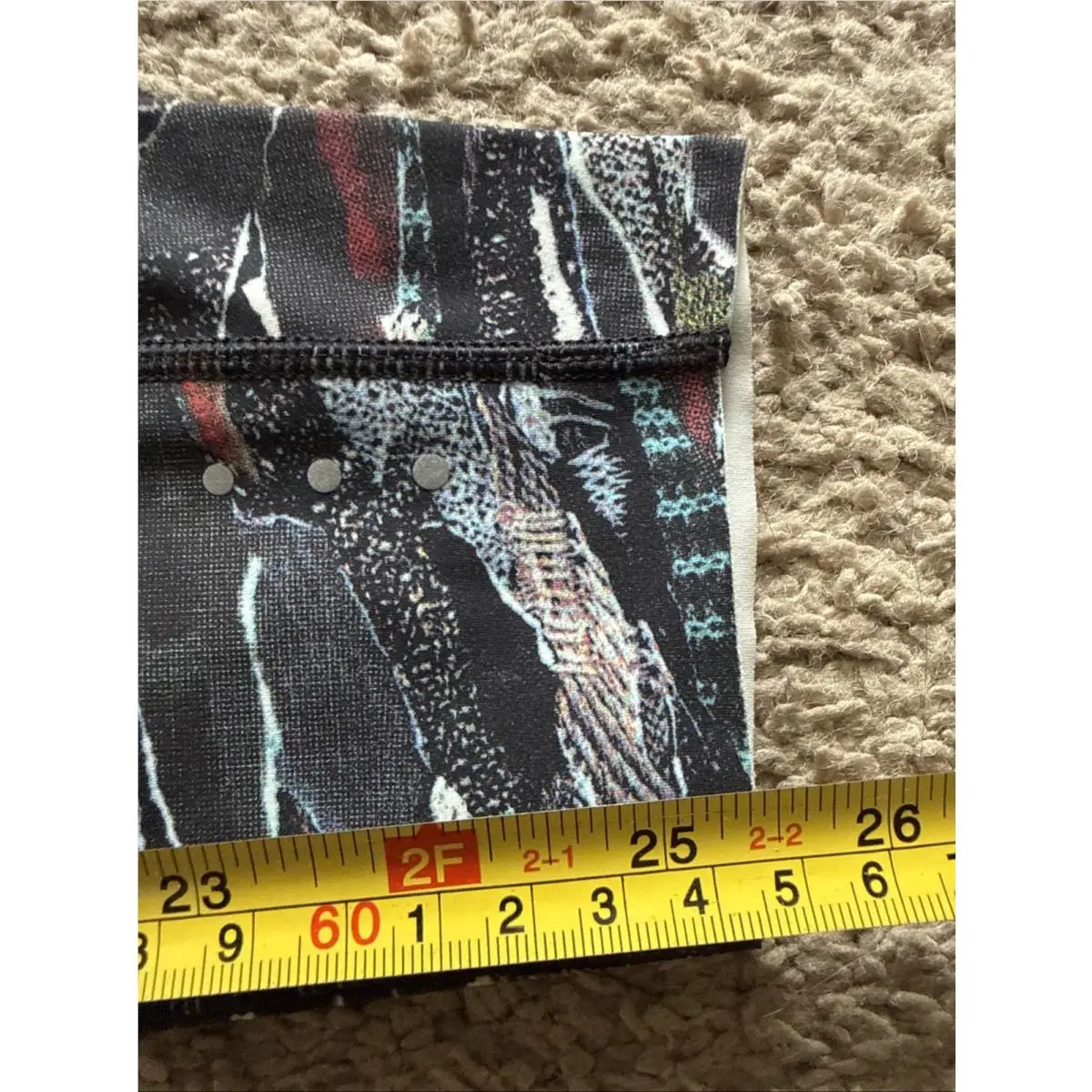 Lululemon clothing - 16038 - 16038 - Mini Sweatr Multi Black MBMS 3