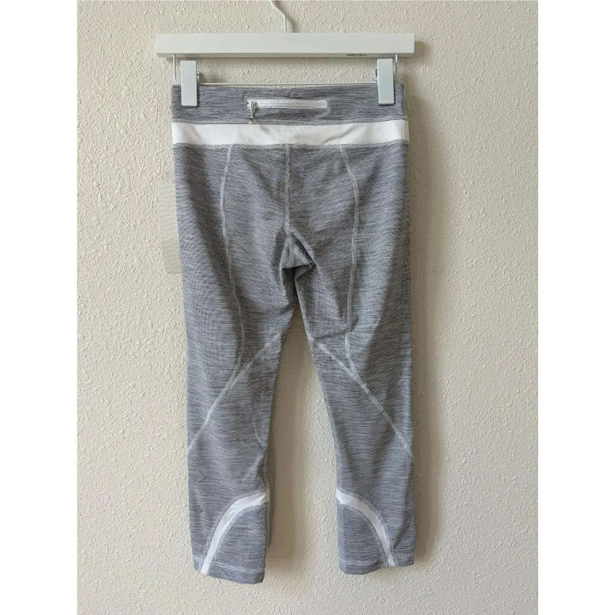Lululemon clothing - NA - Gray 0