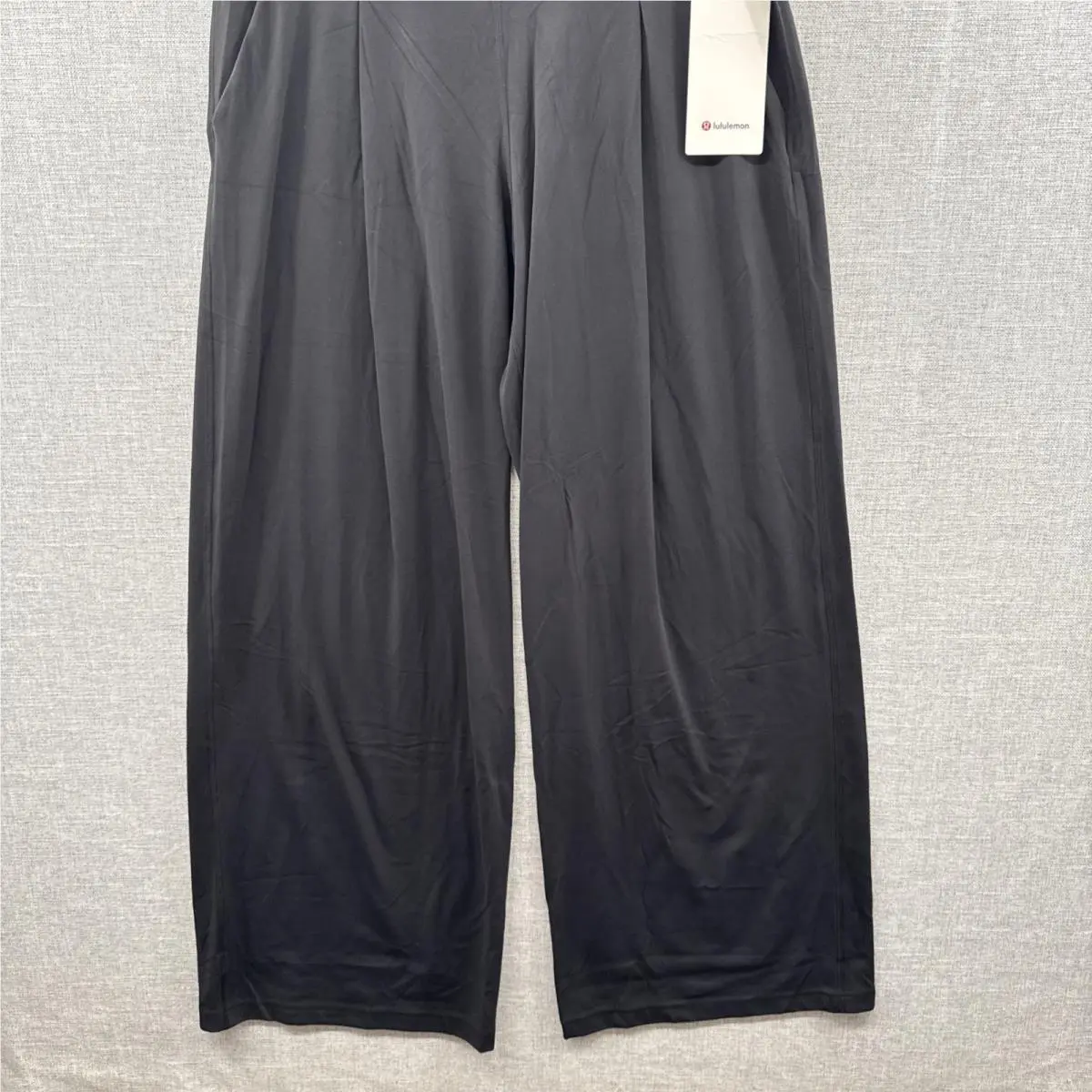 Lululemon clothing - Black 1
