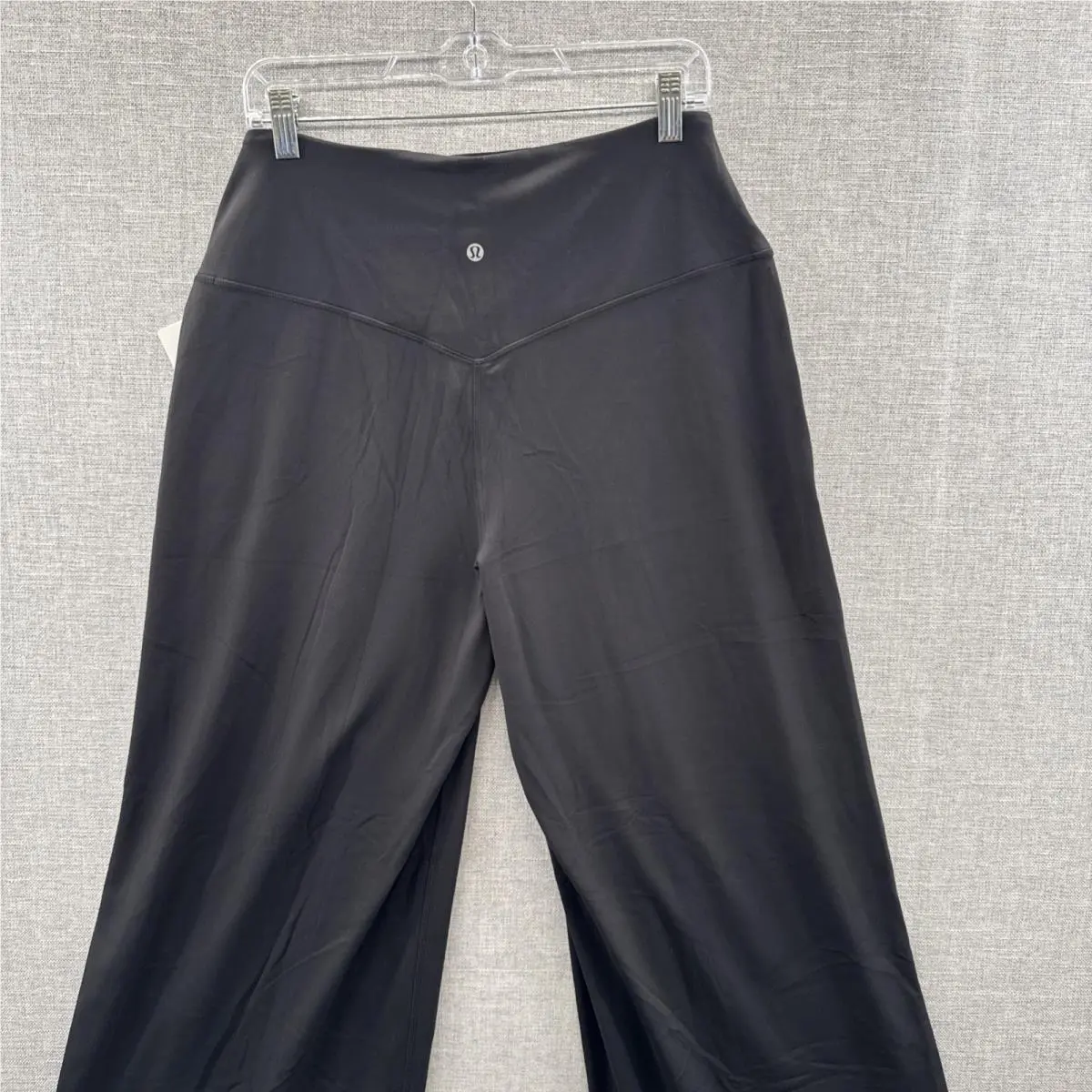 Lululemon clothing - Black 10
