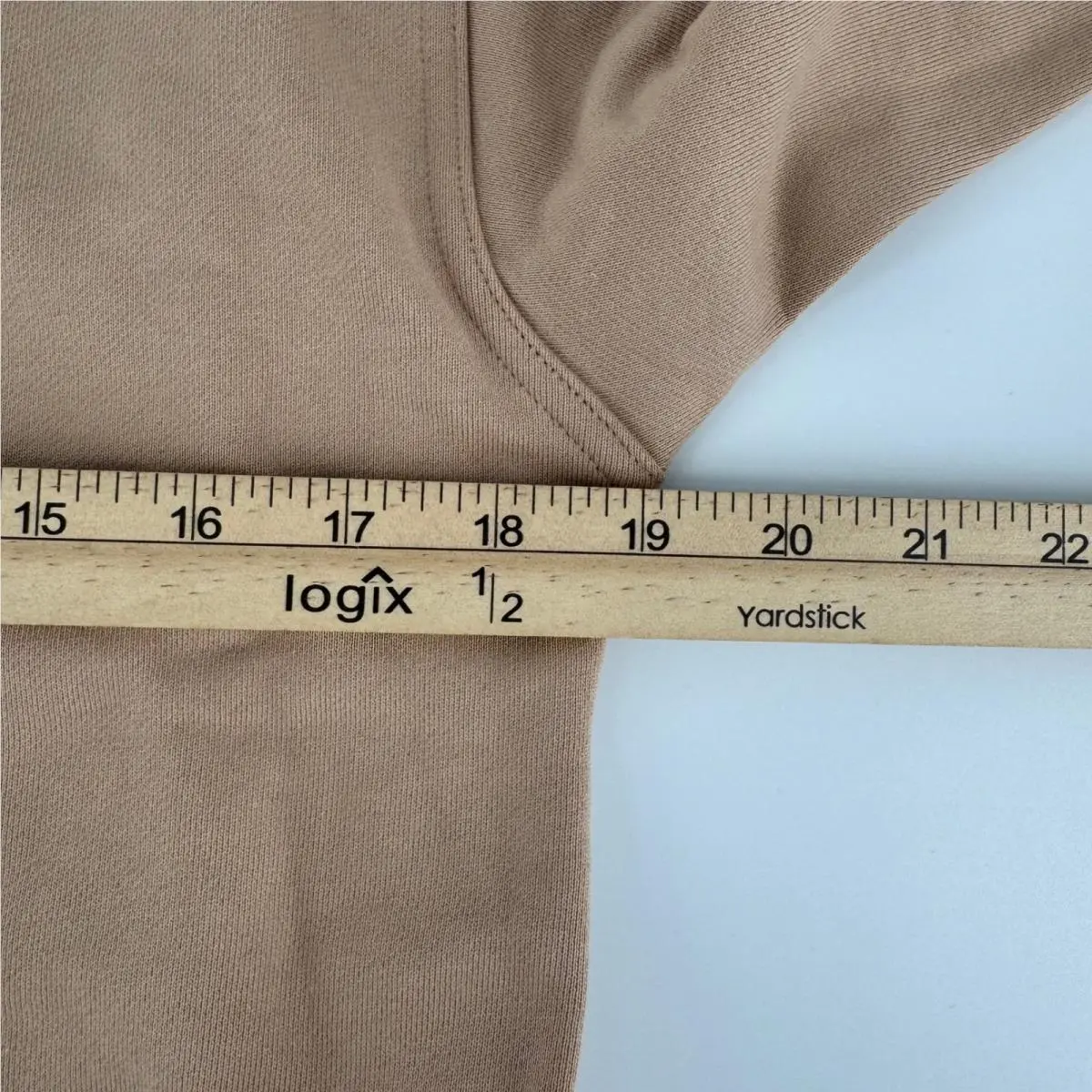 Lululemon clothing - Beige 4