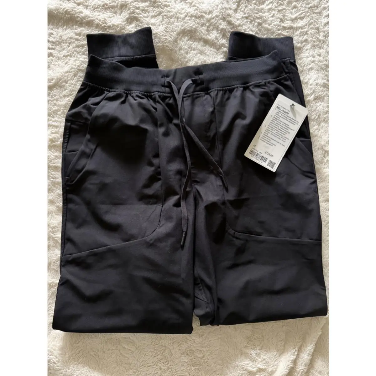 Lululemon Abc Jogger In Black Regular Length Warpstreme Size Medium