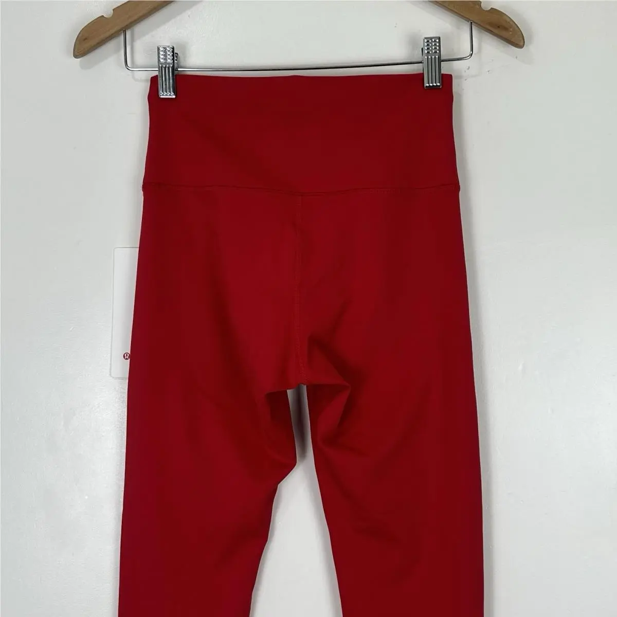 Lululemon clothing - Red 5