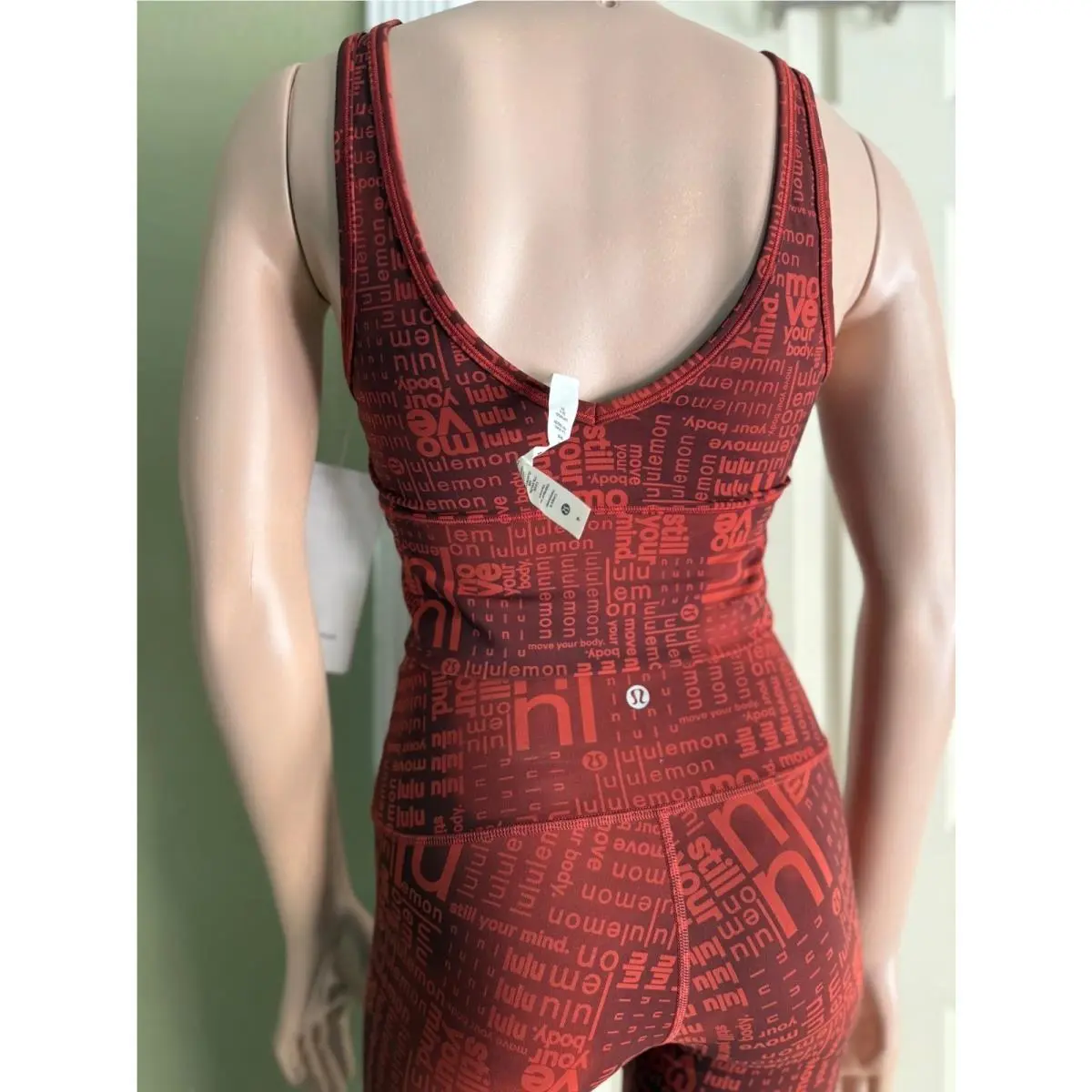 Lululemon clothing - rust 5