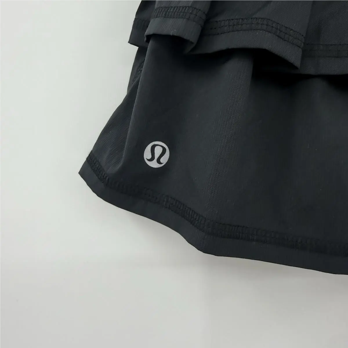 Lululemon clothing - Black 4