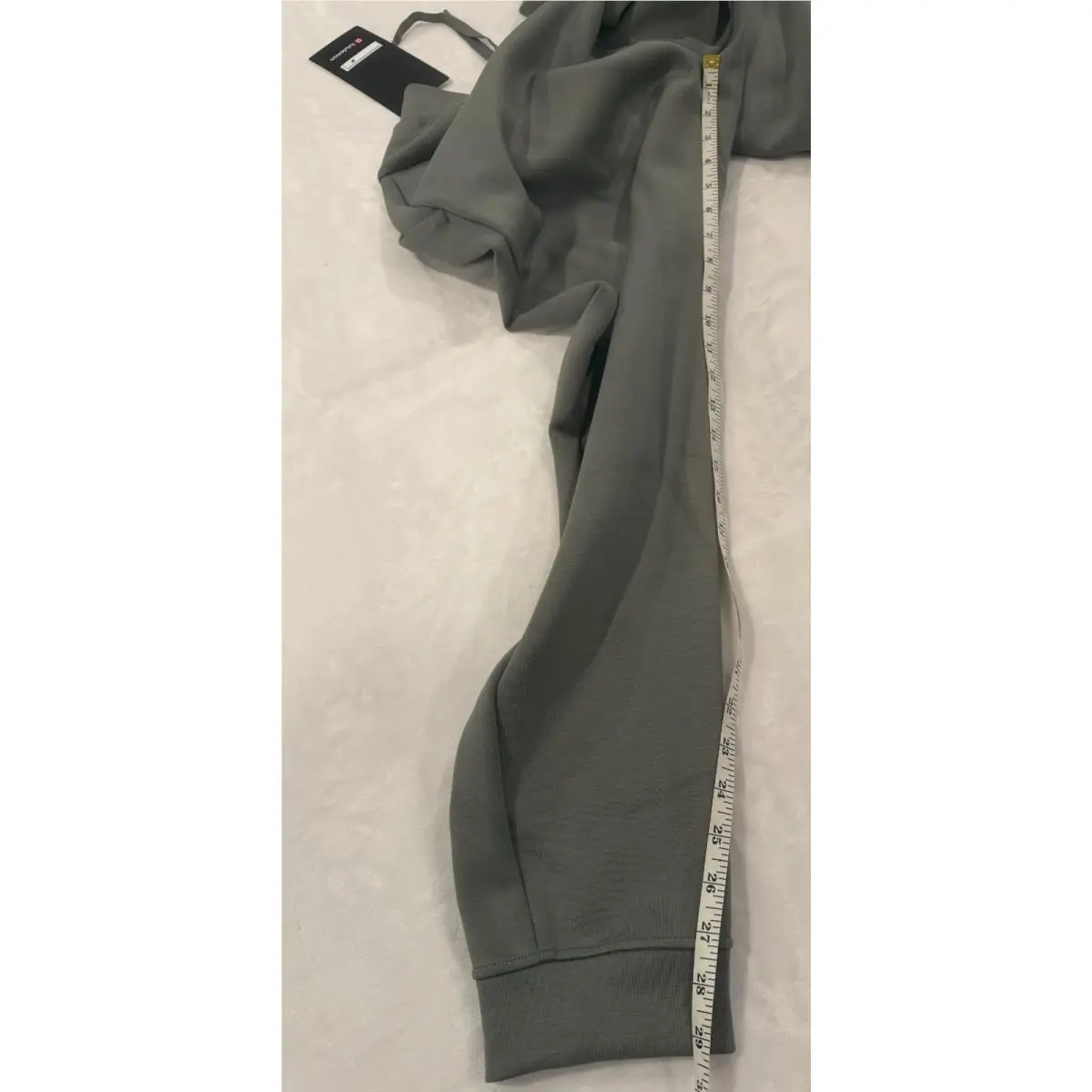 Lululemon clothing - Green 1
