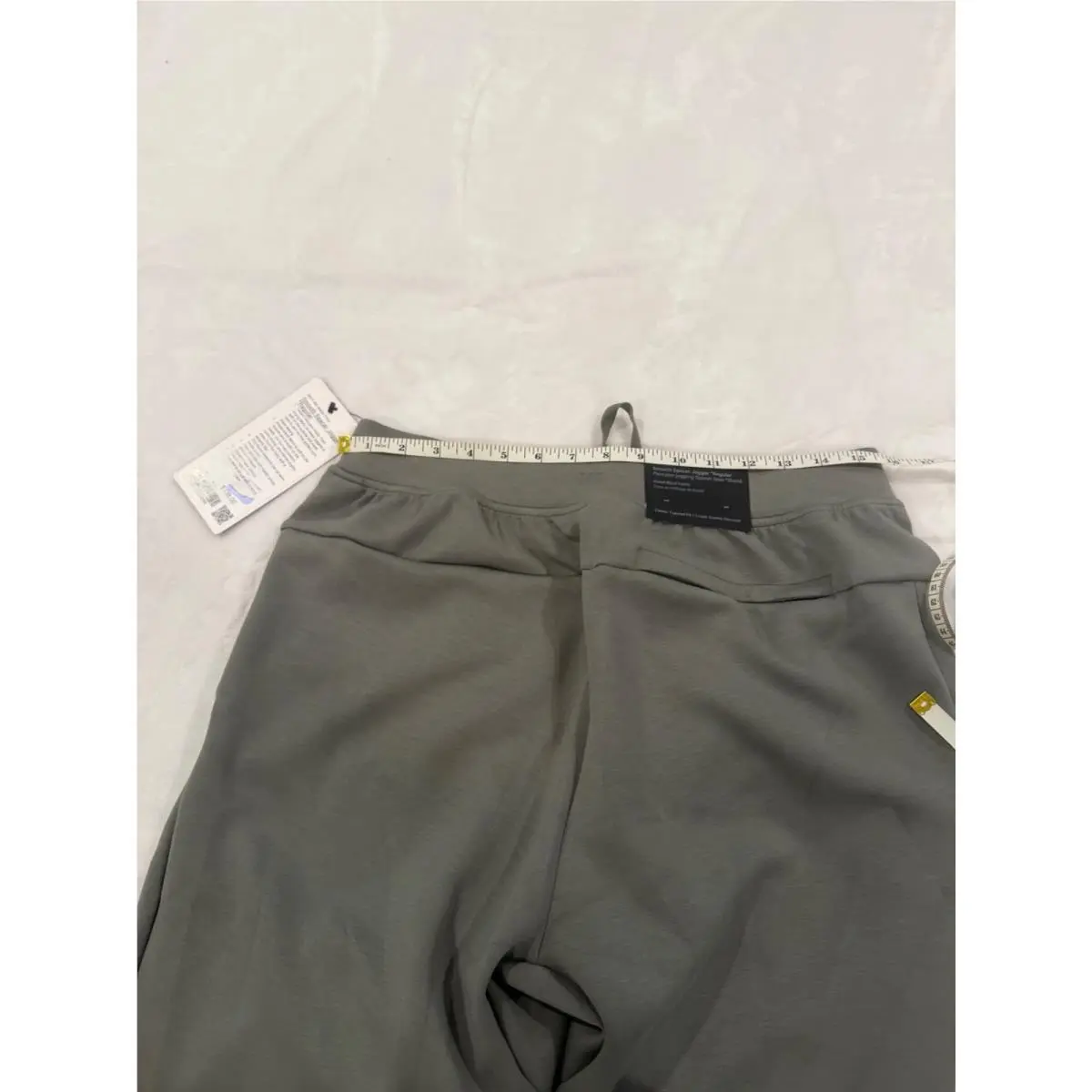 Lululemon clothing - Green 3