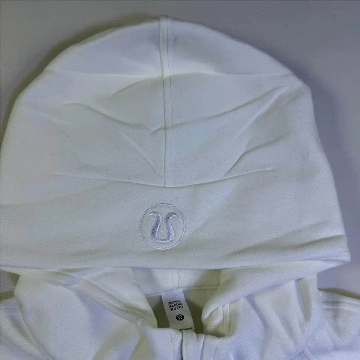 Lululemon clothing - White 9