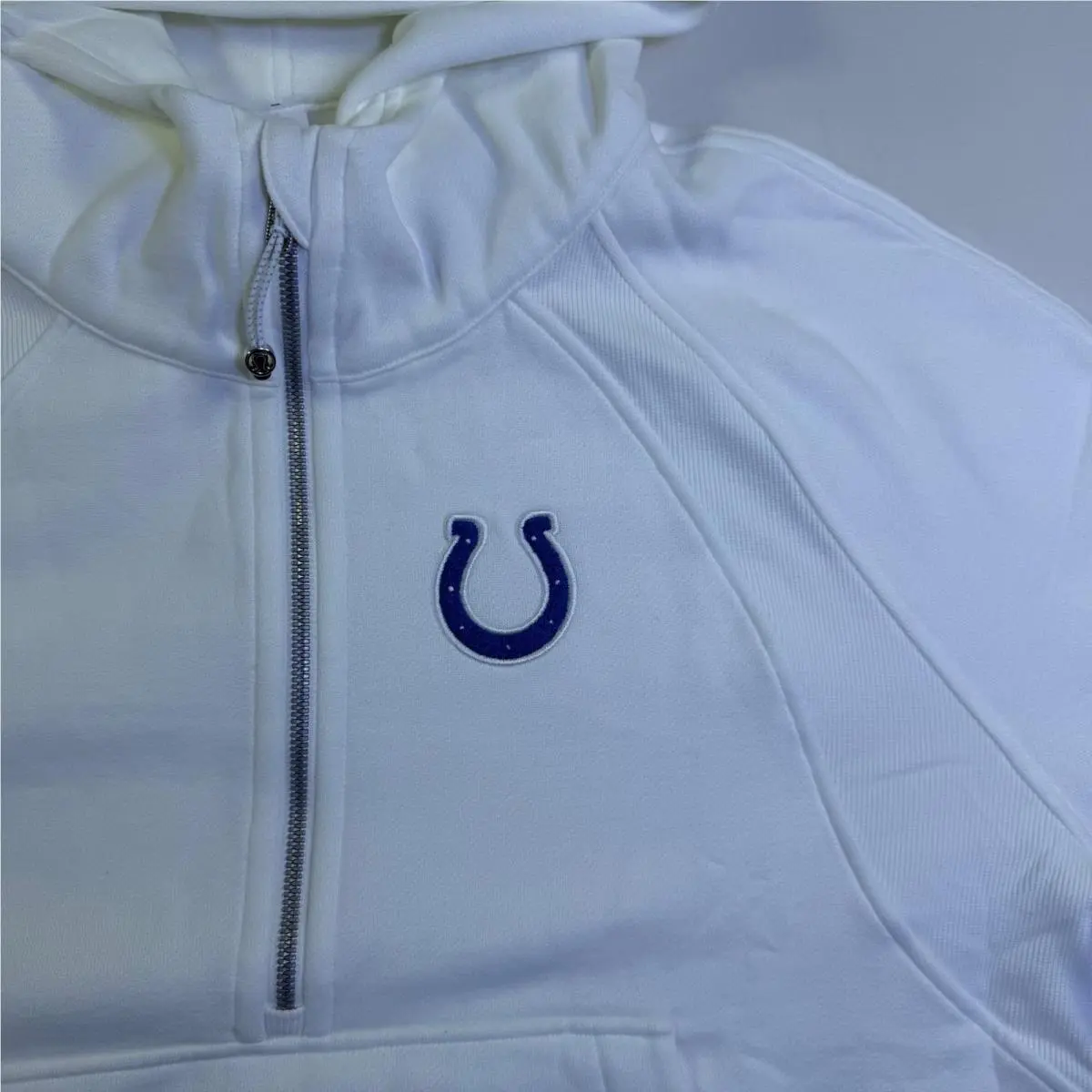 Lululemon clothing - White 3