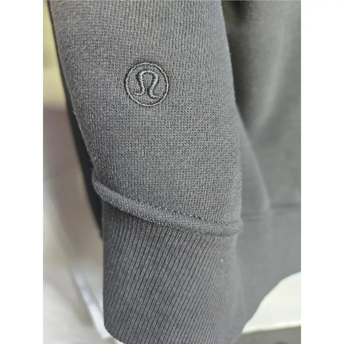 Lululemon clothing - Black 2