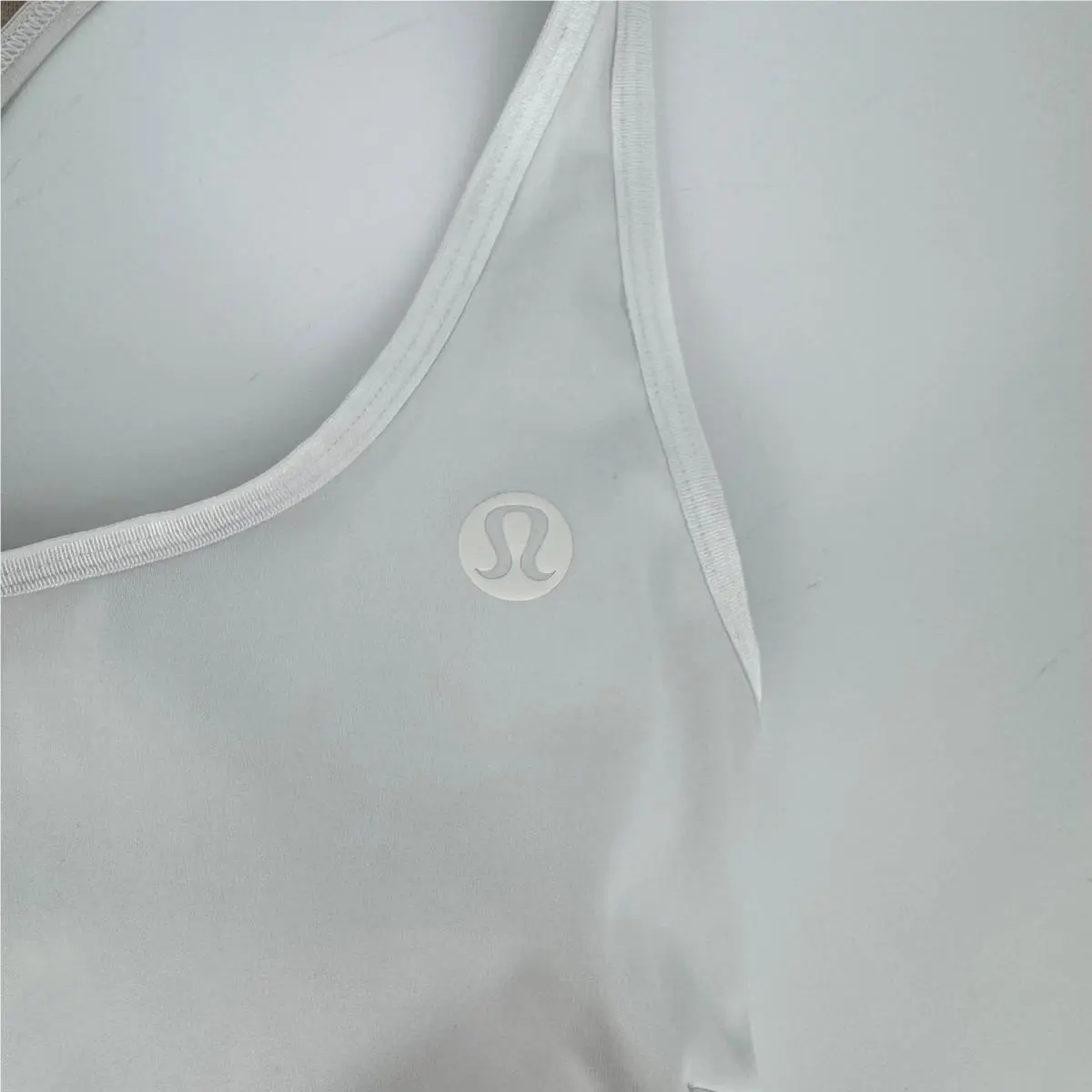 Lululemon clothing - White 2