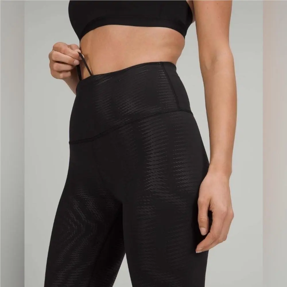 Lululemon clothing - Black 2