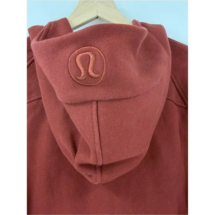 Lululemon clothing - Red 4