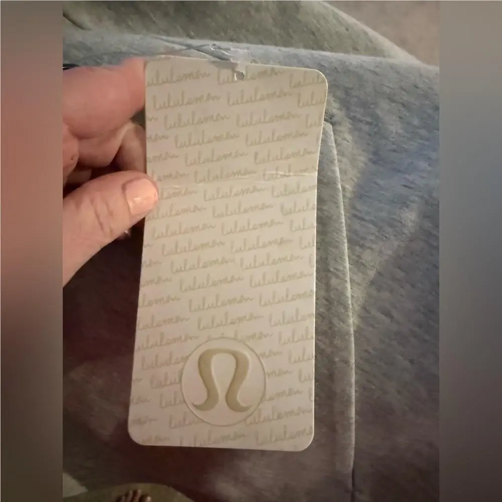 Lululemon clothing - Gray 9