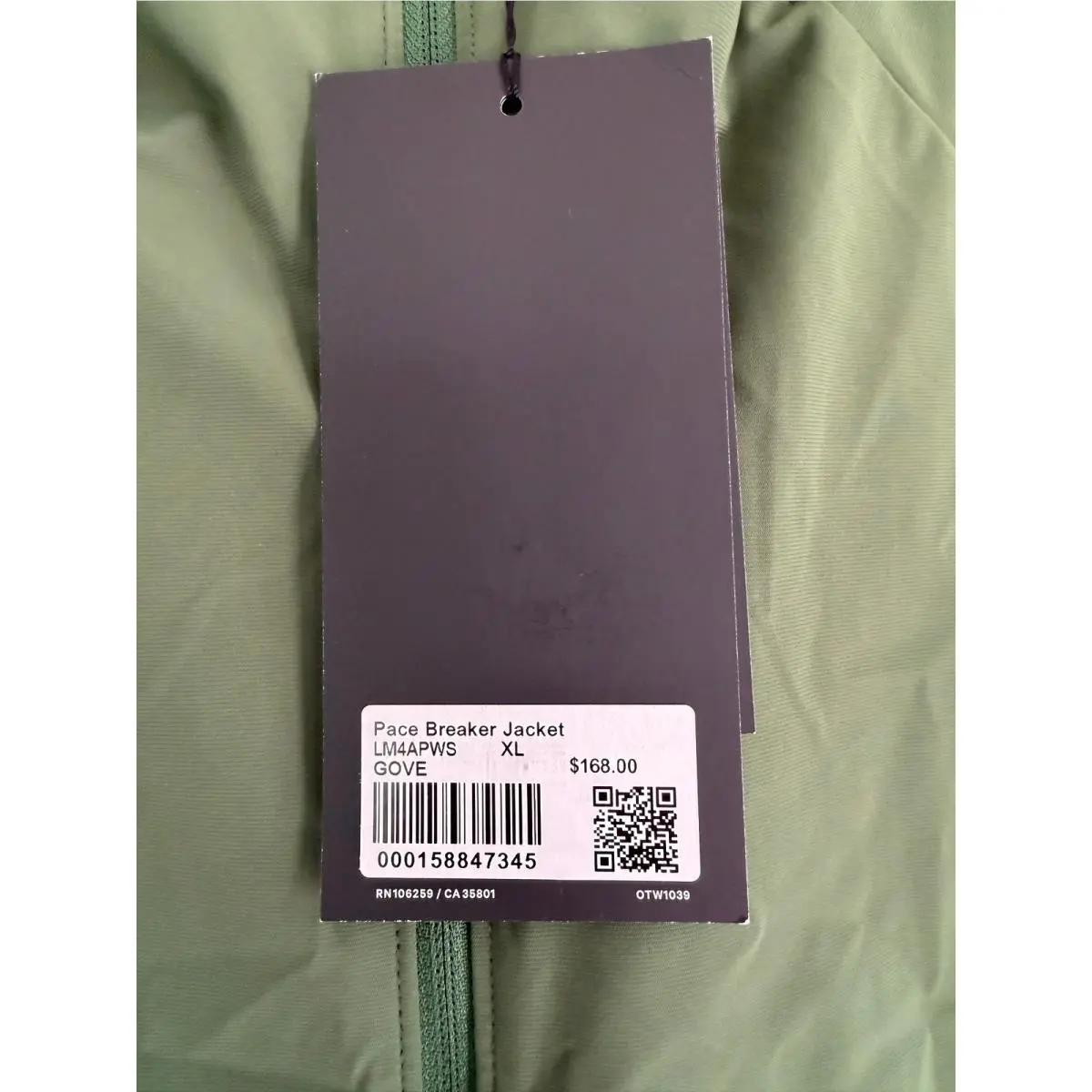 Lululemon clothing - Pace Breaker Jacket - Pace Breaker Jacket - Green 4