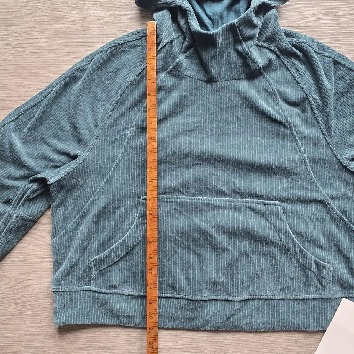 Lululemon clothing - Green 8
