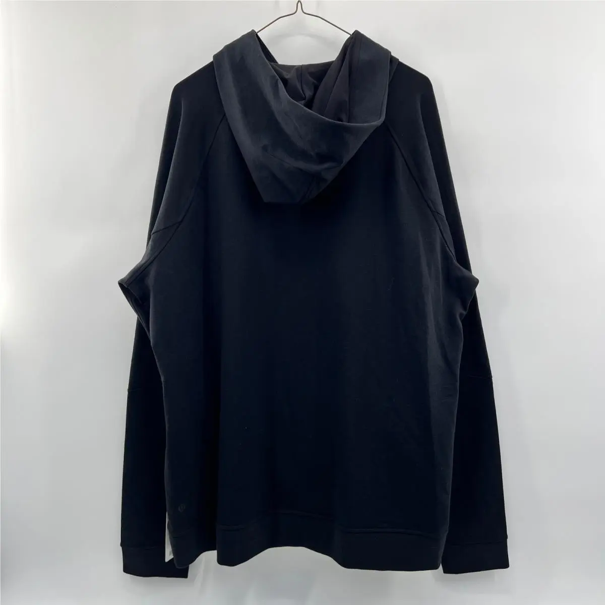 Lululemon clothing - Black 5