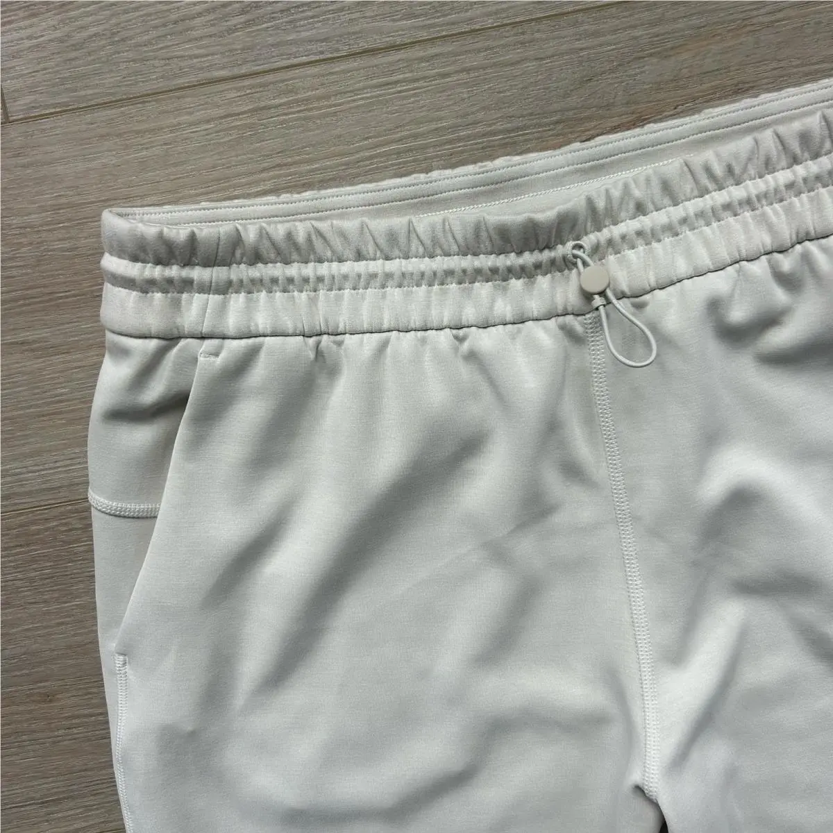 Lululemon clothing - Beige 0