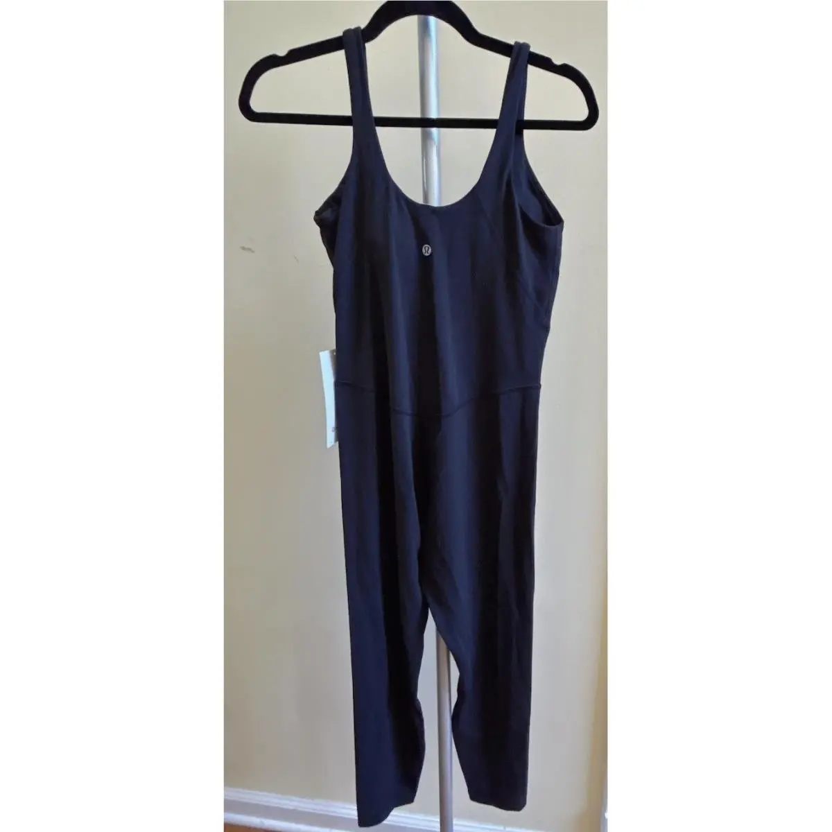 Lululemon clothing - Black 4