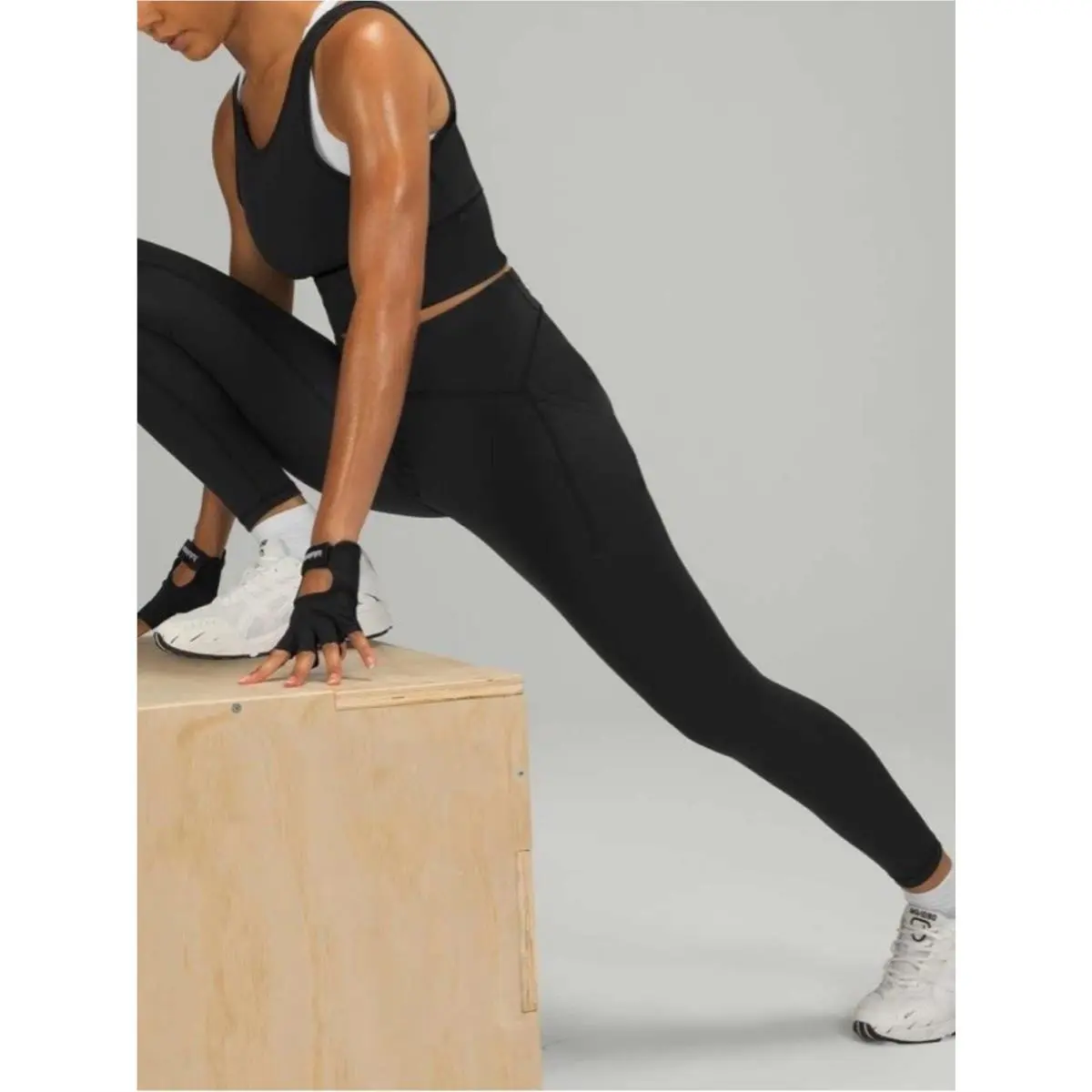 Lululemon clothing - Black 3
