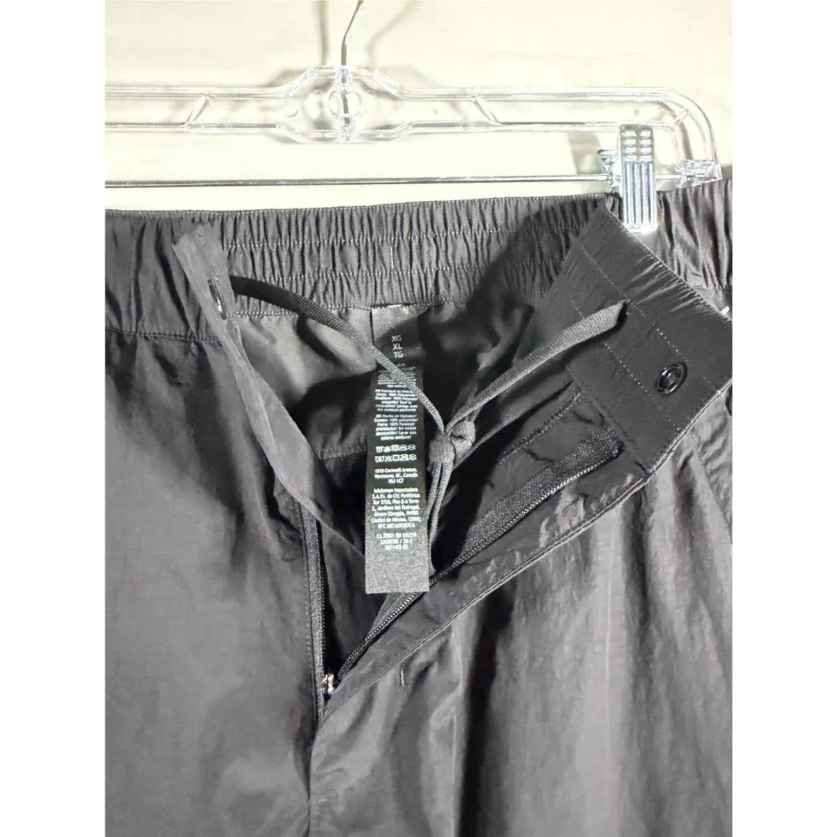 Lululemon clothing - NA - Black 4