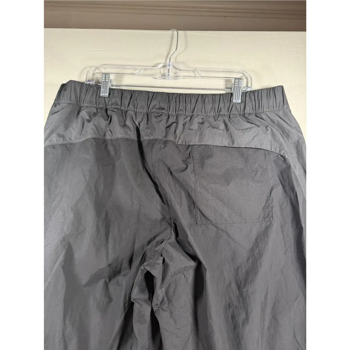 Lululemon clothing - NA - Black 9